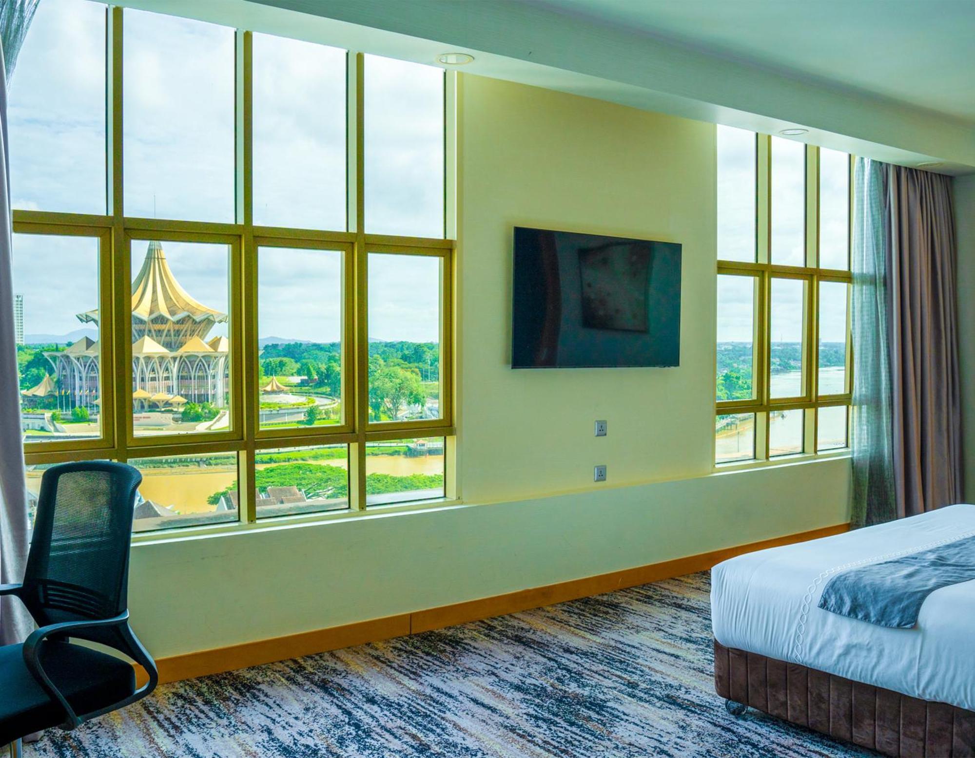 โรงแรมเดอะ วอเตอร์ฟรอนต์ กูชิง ภายนอก รูปภาพ A room at the hotel